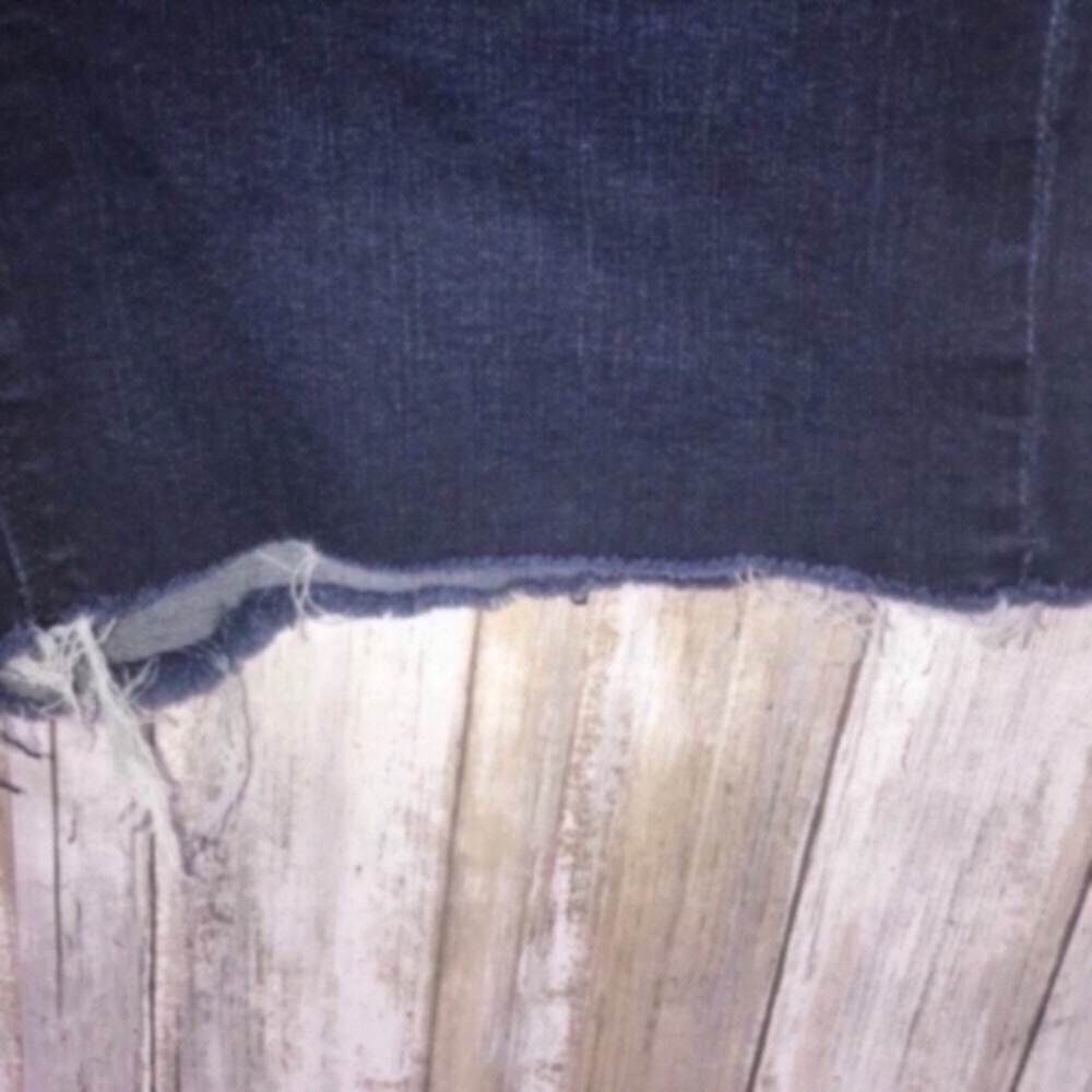 American Eagle Super Stretch Cutoff Shorts - Picture 2 of 7
